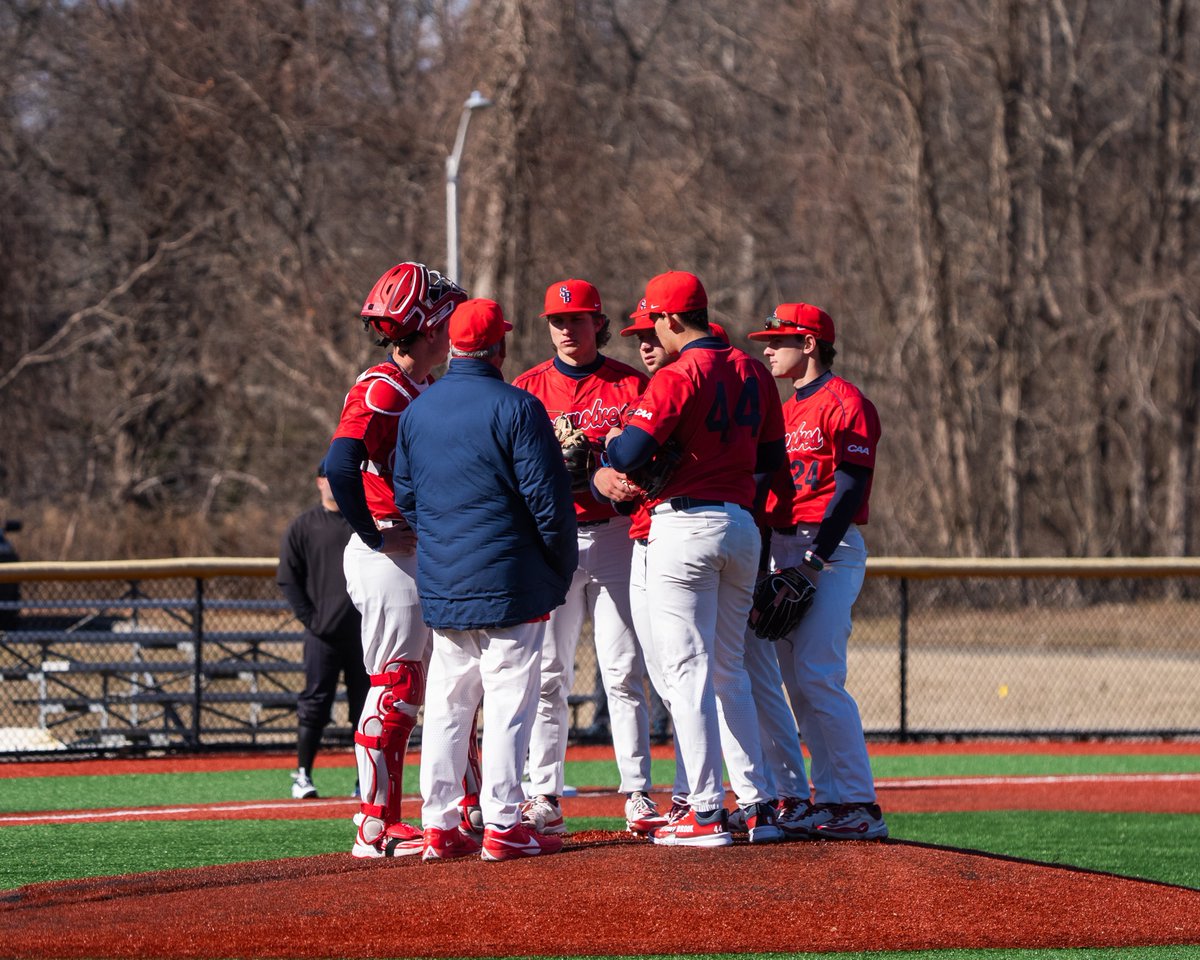 StonyBrookBASE's tweet photo. Career Victory No. 950 🐐

Congratulations to Coach Senk on securing his 950th win, becoming one of just 11 active head coaches to total at least 950 victories! 

🌊🐺 x #NCAABaseball https://t.co/wEl2NzUE9k