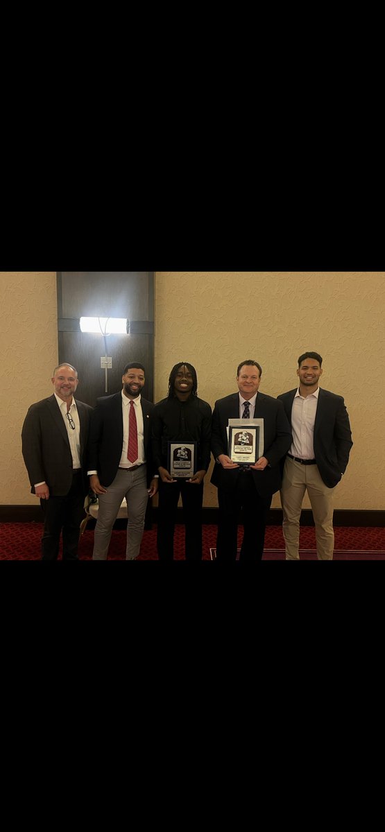 Darien (@darienwilliamss) on Twitter photo Best coaches I could ever ask for!! Forever thankful for them! <a href="/CBASyrFootball/">CBA Syracuse Football</a> <a href="/brucewill15/">Bruce Williams</a> <a href="/RealCoachBruno1/">Brian Bruno</a> Best coaches I could ever ask for!! Forever thankful for them! <a href="/CBASyrFootball/">CBA Syracuse Football</a> <a href="/brucewill15/">Bruce Williams</a> <a href="/RealCoachBruno1/">Brian Bruno</a>