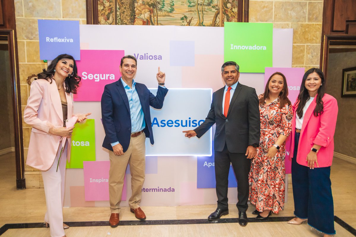 ASESUISA's tweet photo. Las mujeres que protegen sueños. 🌸 

En Asesuisa conmemoramos a nuestras asesoras, quienes con su firme compromiso y labor diario brindan confianza, seguridad y tranquilidad a cada asegurado.💙 https://t.co/Qw5V9GmvbN