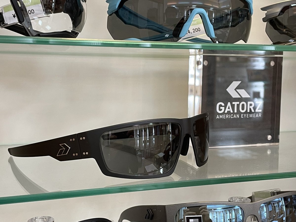 ゲイターズの新モデルが入荷しています。 Gatorz Eyewear WARHAWK GZ