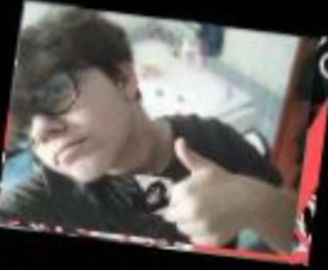 cwutting4Himm's tweet photo. @chishiyawoof @Papajak213 @EepierKoto #FridayVibes #finally16 #16thbirthday #1yearafteraquinceñera #bmi30 #overweight #shedtwt https://t.co/CXErdKmneX