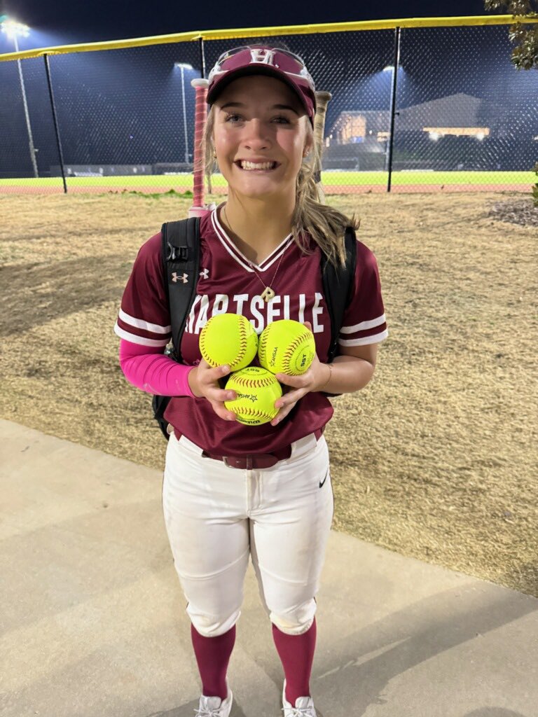 Ryley Cate Wolf tweet media