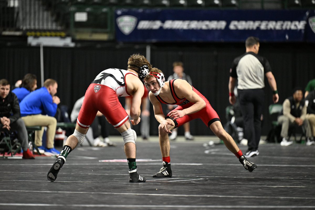 Nine Advance to Day Two of MAC Championships <a href="/SIUEWrestling/">SIUE Wrestling</a> tinyurl.com/2c2d3ayj
