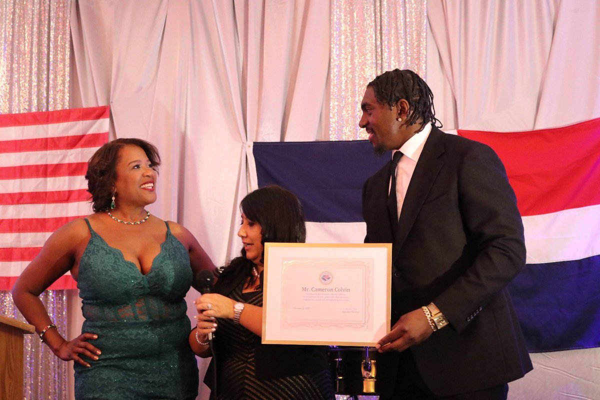 DrCamColvin's tweet photo. Had a busy February: An incredibly special evening at the 13th annual Gala Dominicana. Heartfelt thanks to Padres Unidos , The Hispanic Liberty Alliance for recognizing our 20 years of community philanthropy. The Colvin Family Foundation, fueled by LSC. https://t.co/wg5pJ29B8y