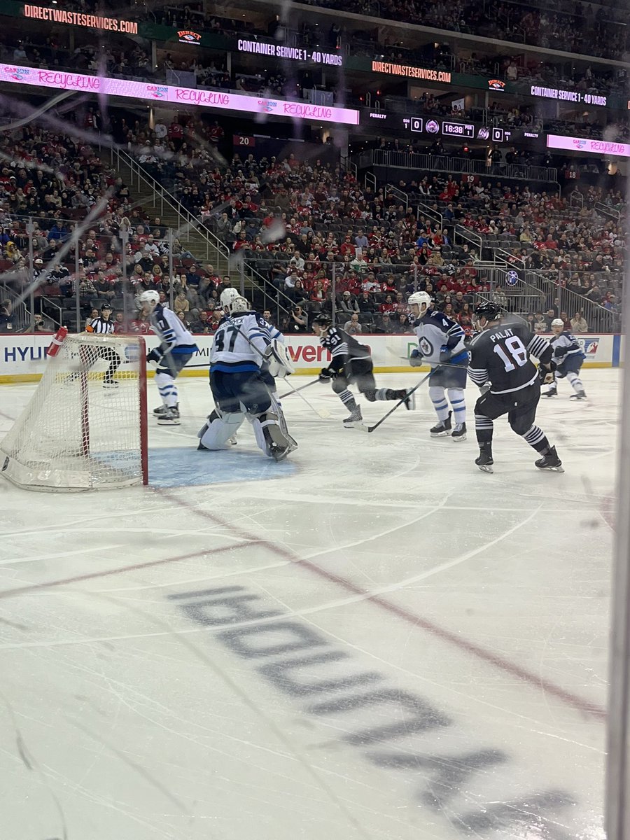 StrangestDesign's tweet image. #workperks