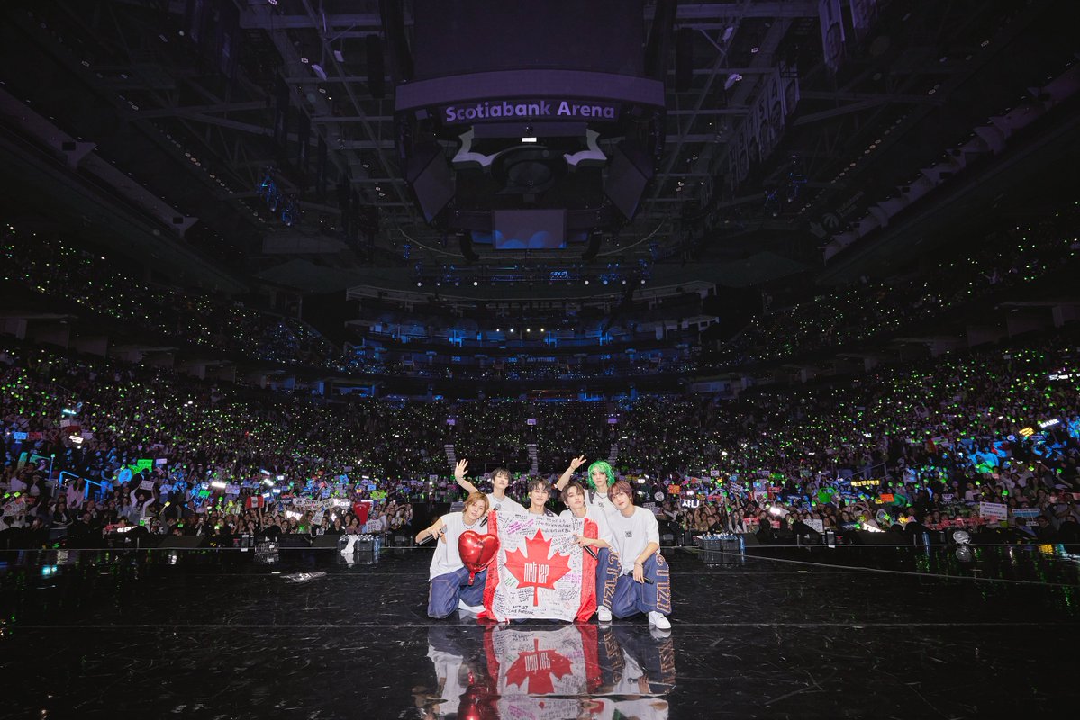 Finally, I visited my hometown, Toronto, and it felt incredible to be back! The highlight of the trip was performing a concert there—it was an unforgettable day filled with energy and passion. Seeing so many 시즈니 supporting me made it even more special.