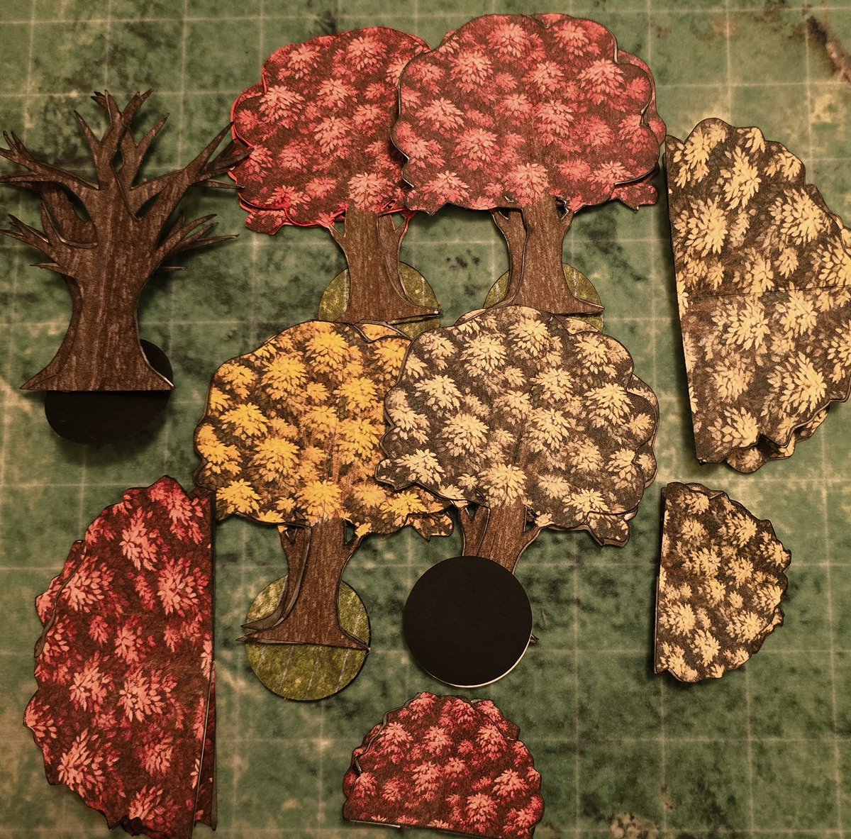 The Old School DM 🎲 🔮🗡️🛡️🔥🐲👹🐙💎👑 tweet media