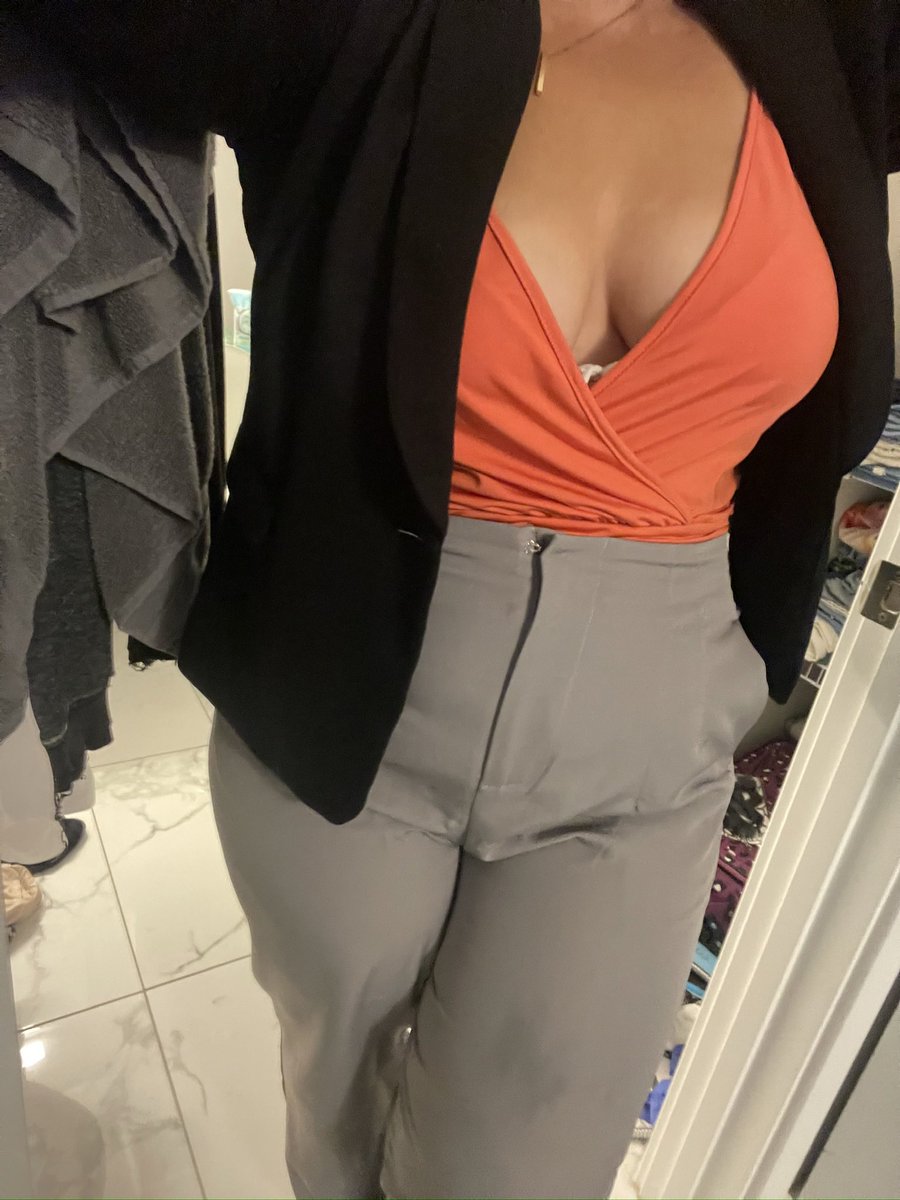 MadameCurv's tweet photo. Better than your wet dreams 💁🏻‍♀️ Let my drain that wallet dry 😉

findom bbwdom serve submit opulent affluent paypig moneyslave cashslave finsub walletdrain cashcow humanwallet whalesub goon exposure  humanatm kink beta cuck simp sub shrimp dick atm moneydom https://t.co/sJ8IiBsAZ8