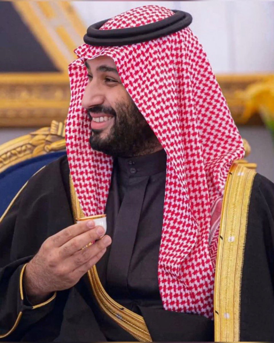 "كل من يتذوّق طعم عمل الخير لن يتركه أبدًا،
والملك سلمان زرع فينا حب عمل الخير" 

 #محمد_بن_سلمان_بن_عبدالعزيز 
#ولي__العهد