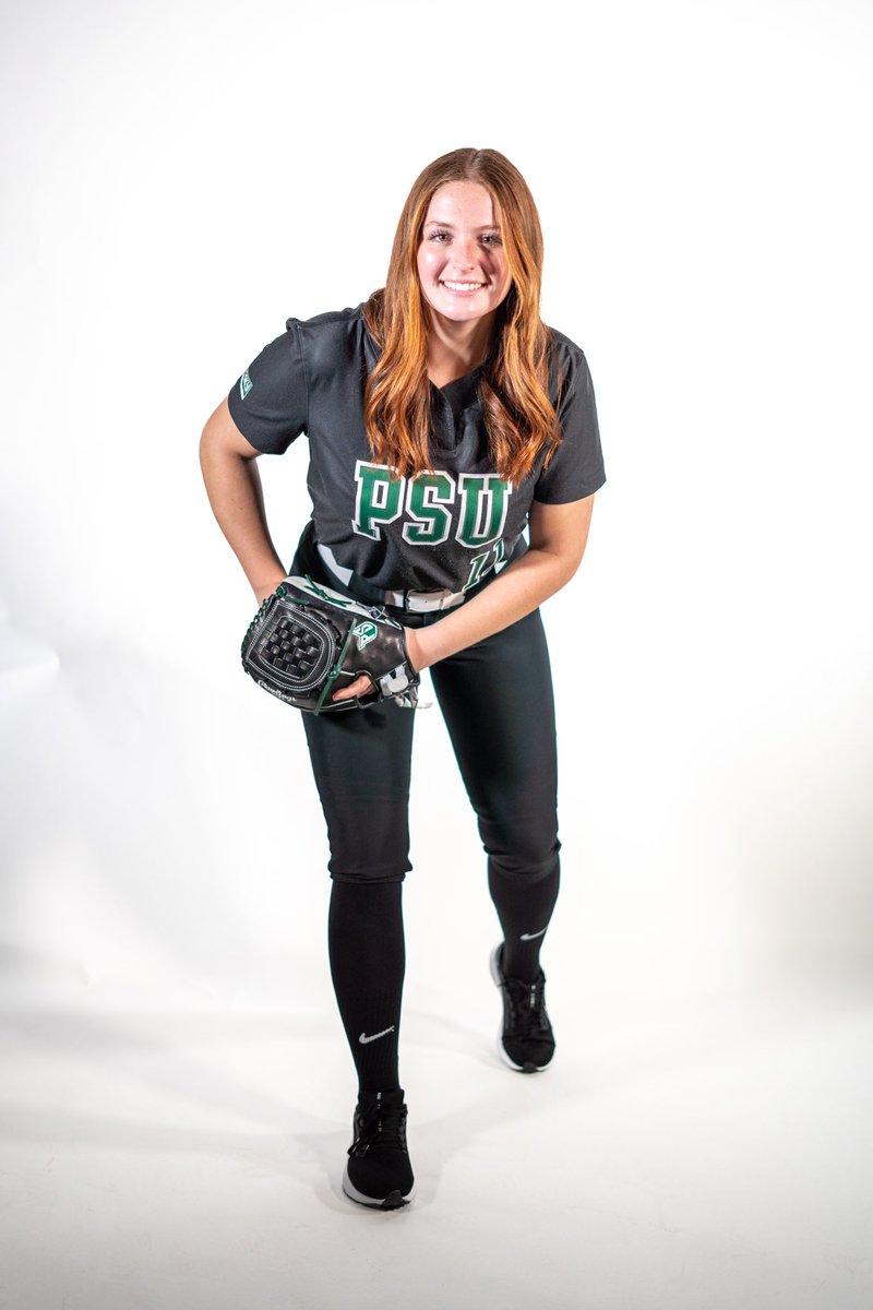 MackenzieM2026's tweet photo. Next 4!! 👐💚

I am very excited to announce that I have committed to further my education and play Division 1 softball at Portland State University! I first wanted to thank my family for their unwavering support throughout the years, I could not have done it without them. I also want to give a big thank you to Coach Jenn, Liv Grey, Josh Terry, and all of the past coaches and mentors I have had that have pushed me to my absolute highest ability. I want to thank Nate, Tracy, Mariah, Tony, Dennis, and the whole NW Bullets family for their help along this path. Lastly, thank you Coach Meadow, Coach Dub, Coach Ro, and Coach Shea for this amazing opportunity to play at the next level. 
GO VIKS! 🌹💚⚔️