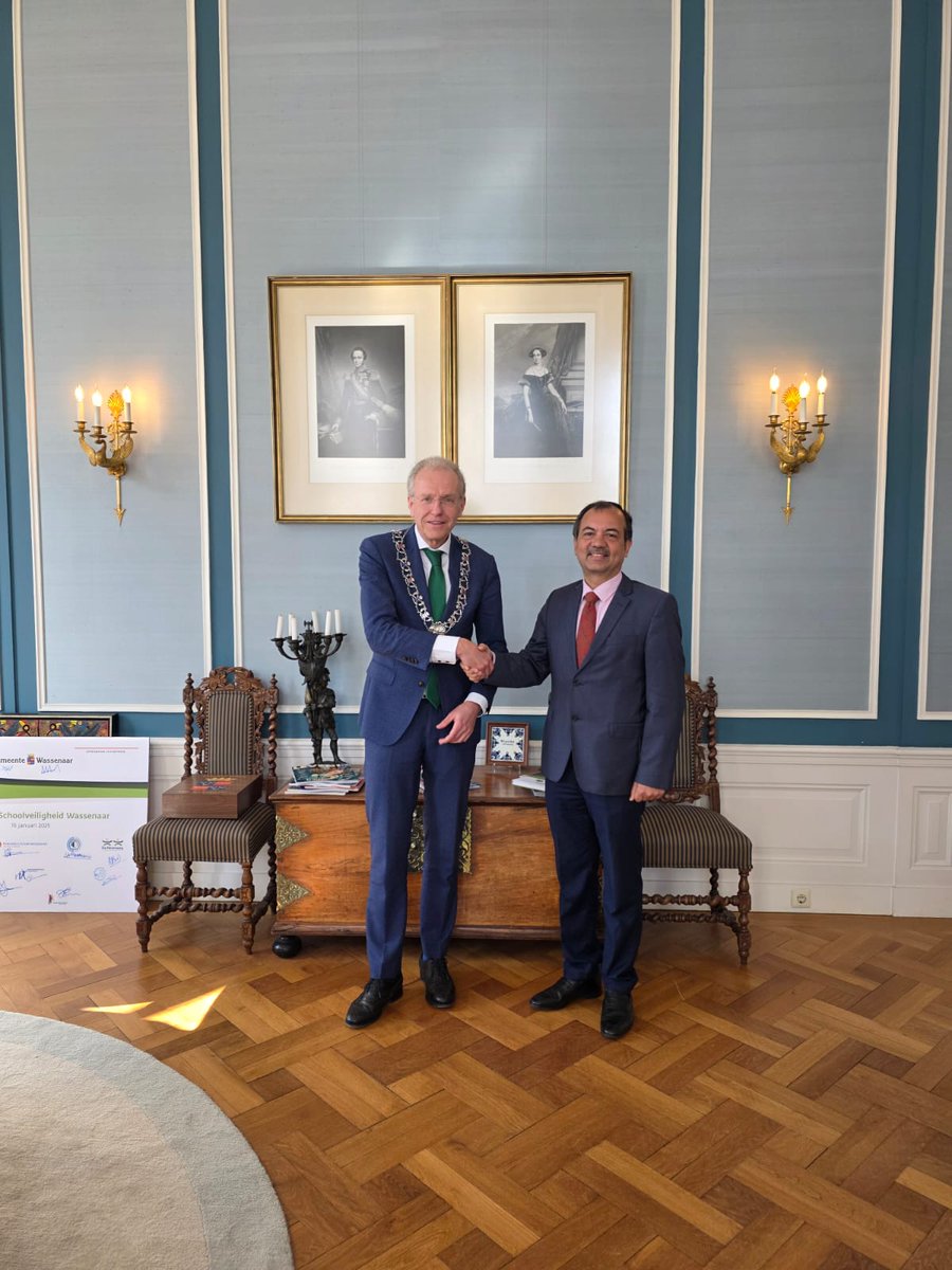 Ambassador Kumar Tuhin <a href="/ktuhinv/">Kumar Tuhin</a> met Mayor of Wassenaar Mr. Leendert de Lange <a href="/leendertdelange/">Leendert de Lange</a> and discussed issues of mutual interest, including cooperation in culture and people-to-people exchanges with Wassenar <a href="/Gem_Wassenaar/">Gemeente Wassenaar</a> <a href="/MEAIndia/">Randhir Jaiswal</a> <a href="/IndianDiplomacy/">Indian Diplomacy</a>