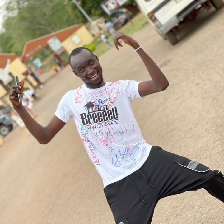 EnitanOluwadam1's tweet image. Frame 1 - HND 1 days (2019)
Frame 2 -HND 2 (2020)
FRAME 3/4- sign out ..  (2021) 

#MapolyMyPoly

#Mapolyconvocation