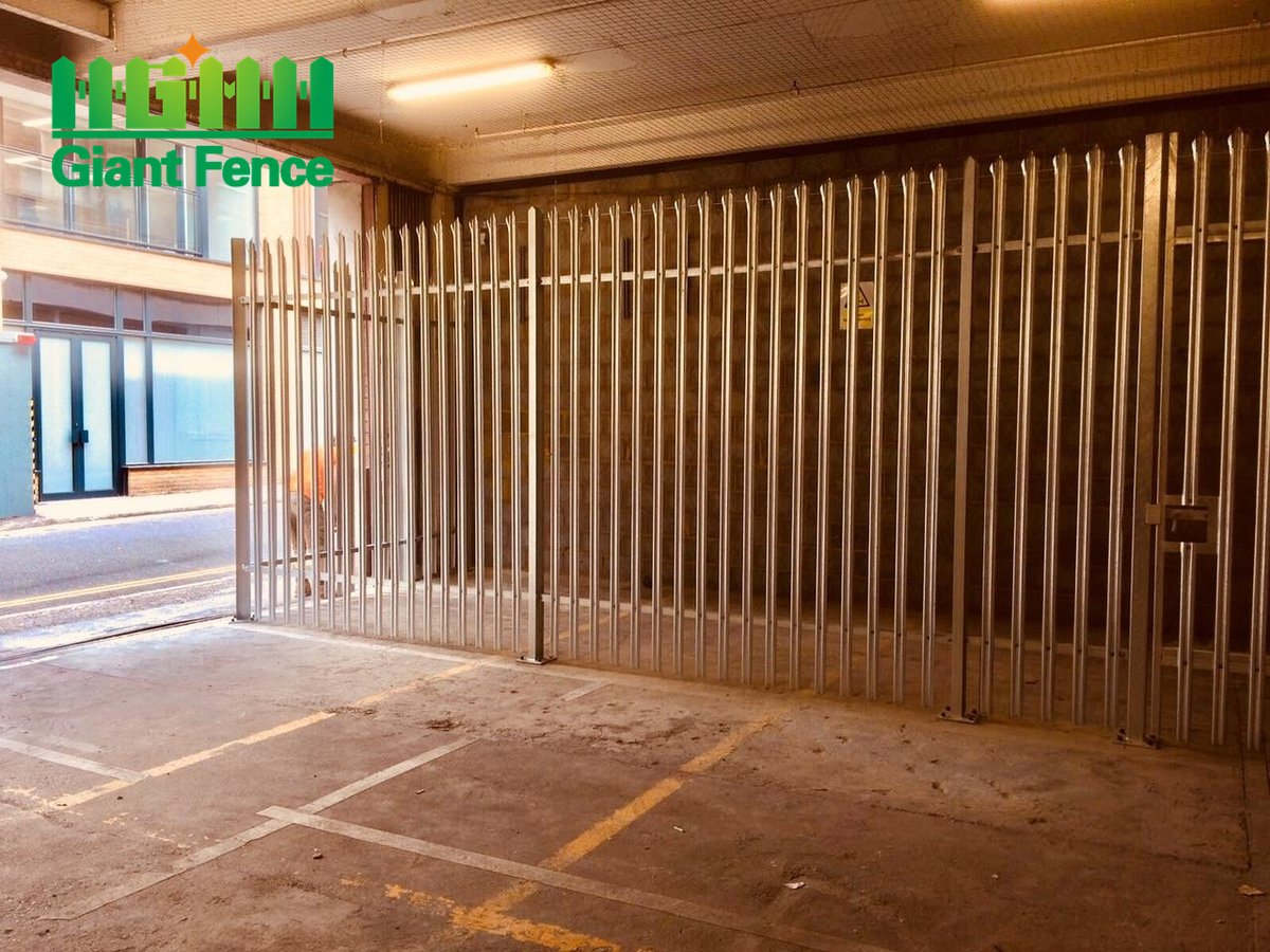 GiantFence's tweet image. Safety meets aesthetics! Explore our colorful fence series. #FenceNet #Safety#metal #mesh #manufacturing #giantfence #manufacture #safety #giantfence #chinafence #fence