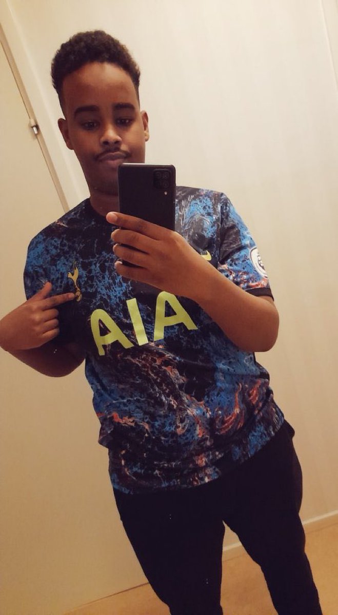 “show yourself” you think i’m scared to show myself ? i know i am handsome