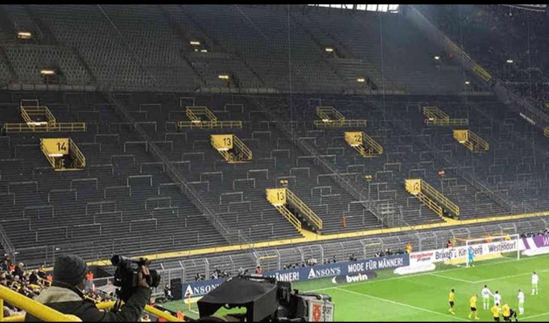 Texsas kale arkasındaki koltuklar kaldırılmalı böylece  stad kapasitesi artacaktır ve daha fazla görsel şow olacaktır dortmund kale arkası gbi sayın başkanlarım@enesçelik@enbiyatopal