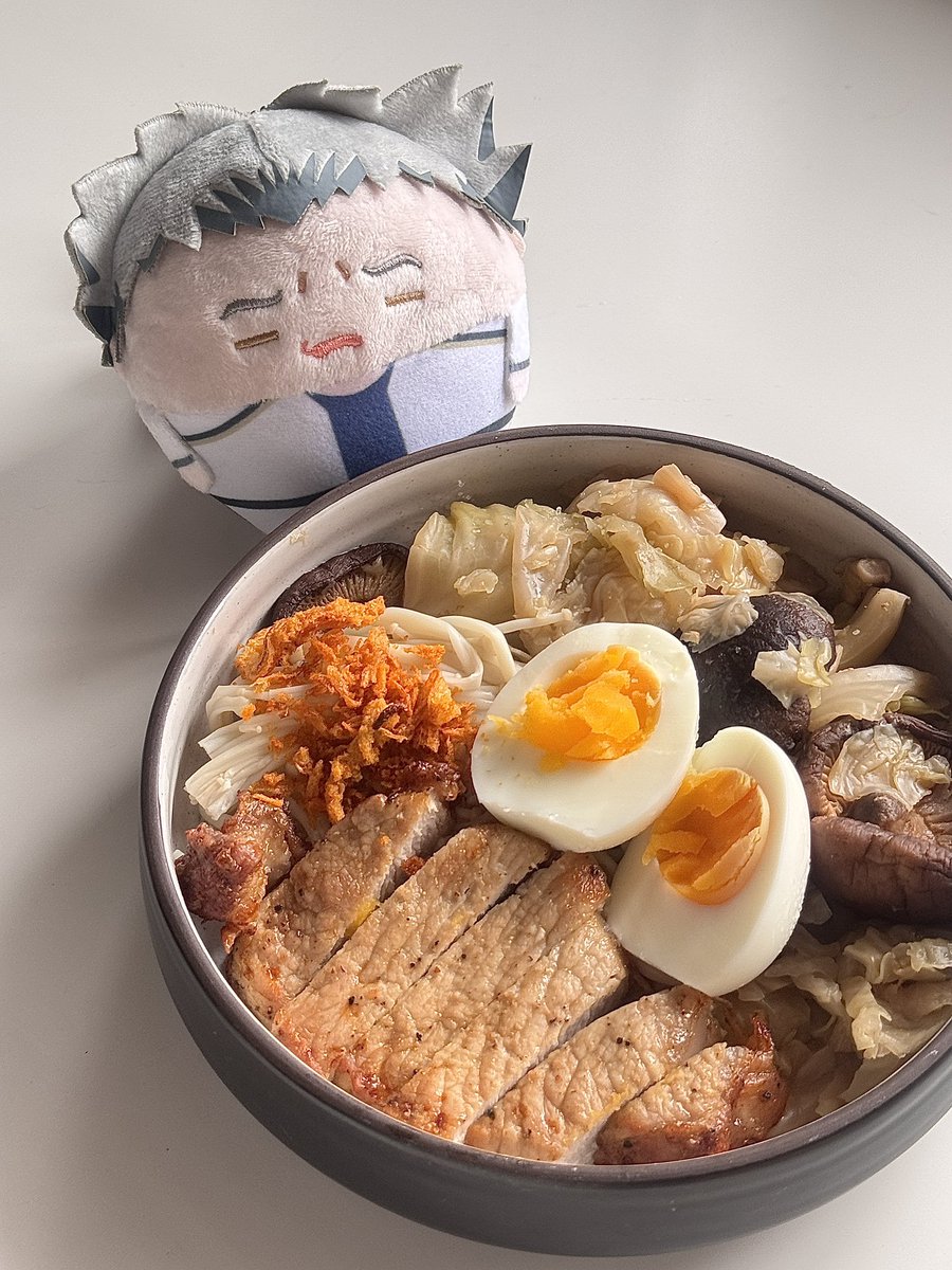 ทำมายผักไม่กิงตุวเอง ◜ᯅ◝