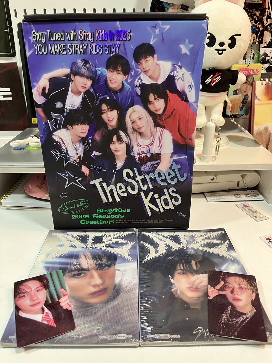 hyunholeenism's tweet photo. #Hyunleemail ฅᨐฅ
So excited to open my mail today😍
To @3025cartgo thank you for hosting sg tingi and for securely packing them well and to ate @pporanginnie for ATE Accordion tysm for hosting hatian and sending them to me safe! ❤️
#from3025cartgo #pporangfeedbacks https://t.co/YAXfjRkbap