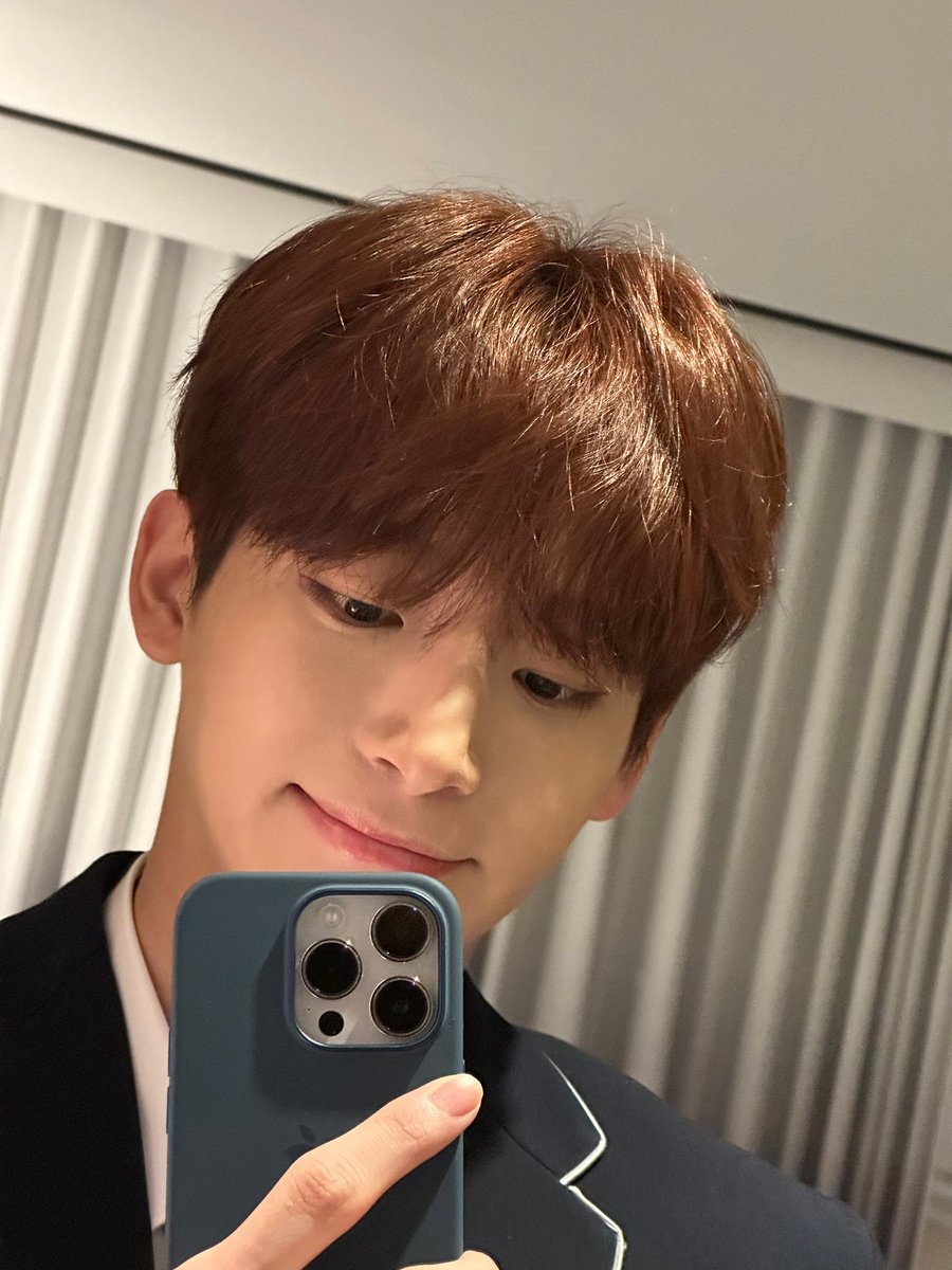 CRAVITY_twt's tweet photo. 오랜만에 교복~🏫
#정모 #러비티 #크래비티 https://t.co/5B1wLhTEgr
