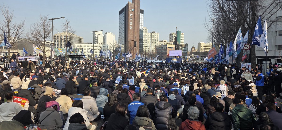 윤석열 즉각 파면! 구속취소 즉각 항고! 오늘도 광화문에서