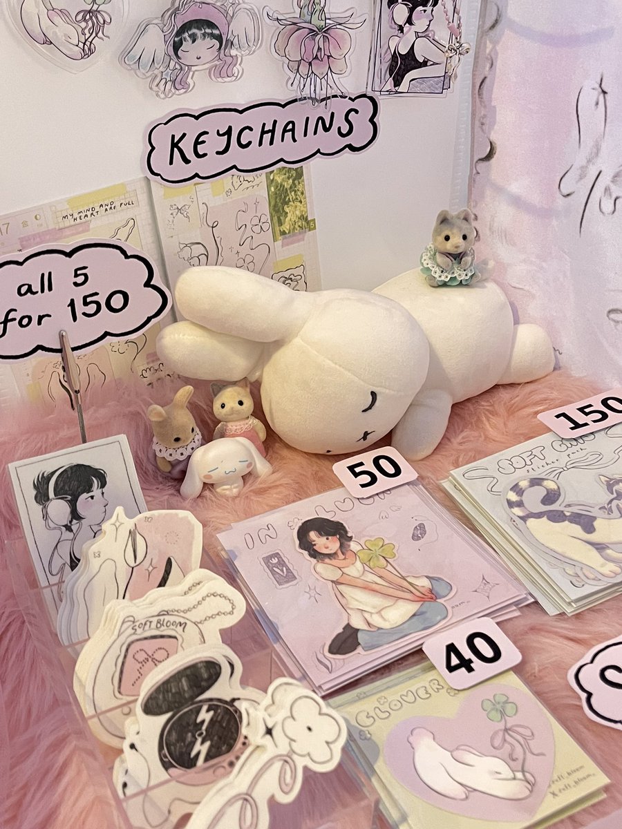 here at patrons of the arts:
women's month day 1 ˚ʚ♡ɞ˚
࿐ table L1 .. here til 8pm