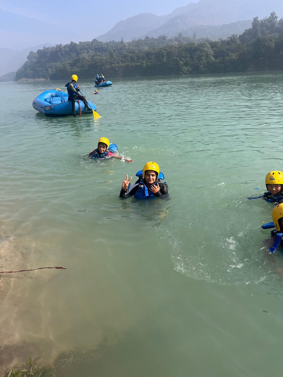 fc_ncc's tweet photo. 3 HAR GIRLS BN NCC, HISAR

WWR-2024(SWIMMING CAMP🏊)
AT RAIWALA RISHIKESH, UTTRAKHAND ⛰️ 
 
" Swimming is simply moving meditation."🏊🌊

@HQ_DG_NCC 
@CPhhp 
@NCC_Hisar https://t.co/Rk6yBKzDPc