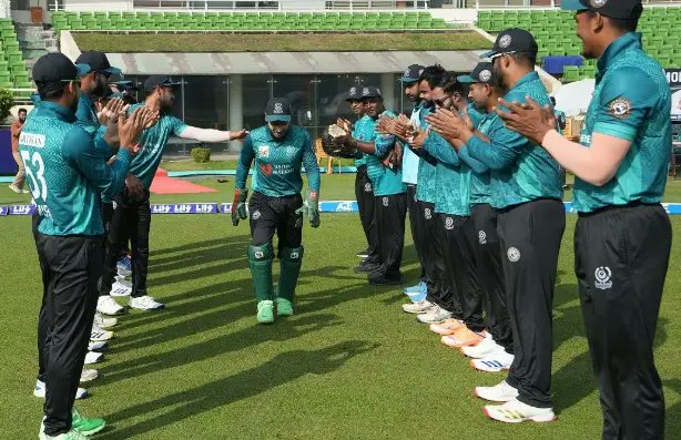 মিরপুরে ‘গার্ড অব অনার’ পেলেন মুশফিক