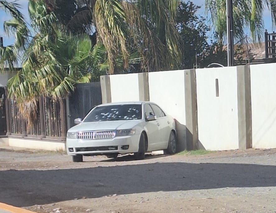 MataSalas123's tweet image. #Altar Ejecutan a Elemento de la fiscalía y a su esposa 🚨

La tarde de hoy fue ejecutado un elemento del amic activo y su esposa cuando viajaban en un vehículo sedan en el pueblo de altar sonora, terreno controlado por los Deltas 🦂 de la CHAPIZZA 🍕