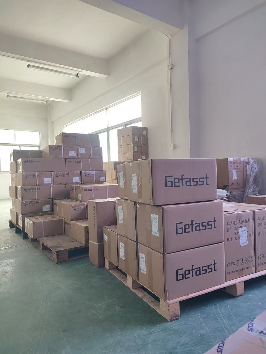 dapenglaser's tweet photo. Laser source, MAX, CRD, Inno.
​Galvo head: SINO
​Welding gun: SUP21T, 23T.
​Say Hi to me, share super good price. https://t.co/6hR4tEoCHl