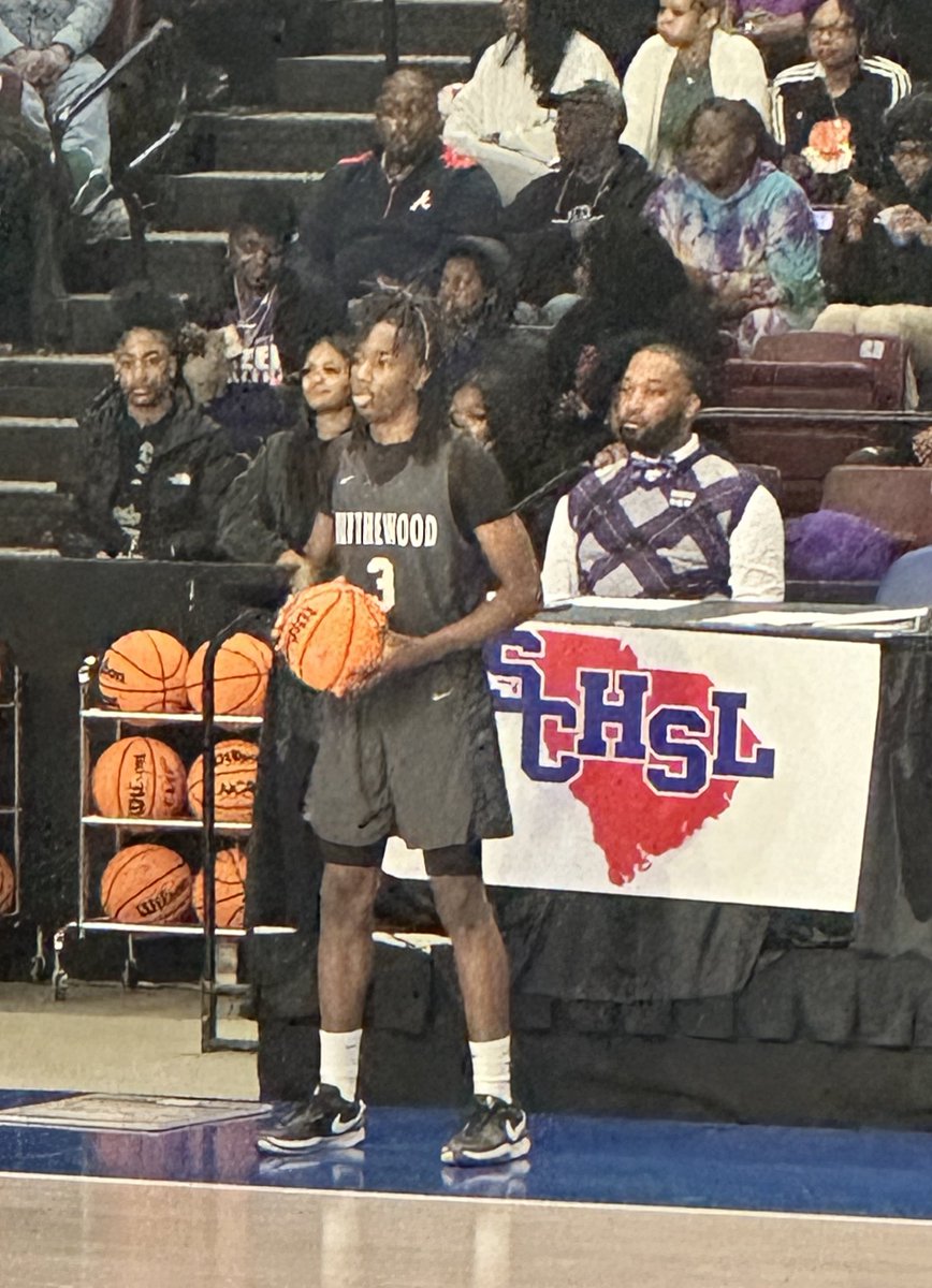 Khalil Shakir 🏀 tweet media