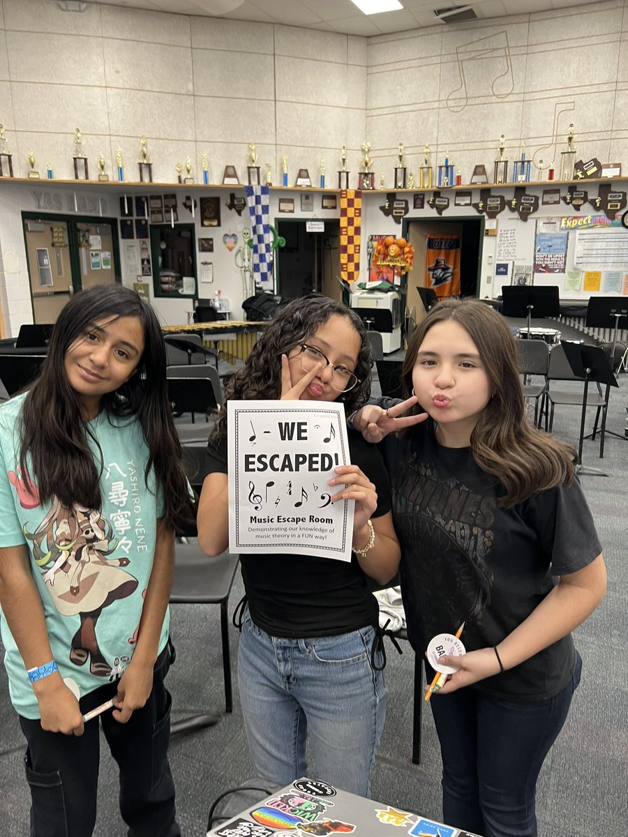 Megan Acosta Slider Band🎶 (@macosta_wdsband) on Twitter photo 2 of 3 groups in 5th period Beginning Band #EscapedTheBandRoom Way to put your musical knowledge to work!! #StallionsLeadTheWay #SISDFineArts #MusicInOurSchoolsMonth <a href="/Slider_Middle/">William D. Slider Middle School</a> 2 of 3 groups in 5th period Beginning Band #EscapedTheBandRoom Way to put your musical knowledge to work!! #StallionsLeadTheWay #SISDFineArts #MusicInOurSchoolsMonth <a href="/Slider_Middle/">William D. Slider Middle School</a>