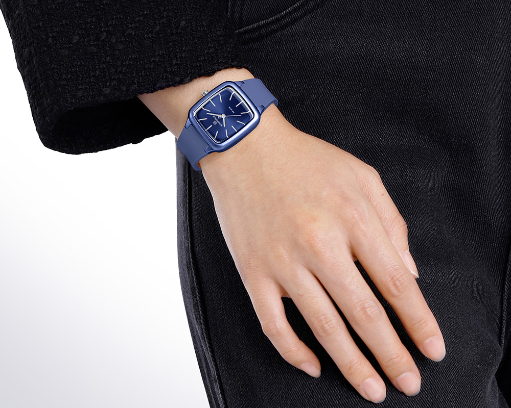 NaviforceWatch's tweet photo. New Arrival: NAVIFORCE NF5055 Quartz Watch

A blend of simple elegance and a touch of sparkle! Zinc alloy case with glitter detail and a sleek CD-textured surface. Available in 8 colors, perfect for any style!

🔹 Case Diameter: 29mm/1.14in
🔹 Water Resistance: 3ATM https://t.co/JRbmZWQVqD