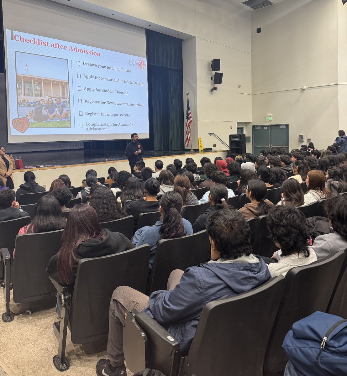 Congratulations to the 220 PHS Seniors accepted to CSUN! 🎉💛

We are so excited &amp; proud of YOU! Go Pythons! 🎓🐍 #pythonpride#classof2025