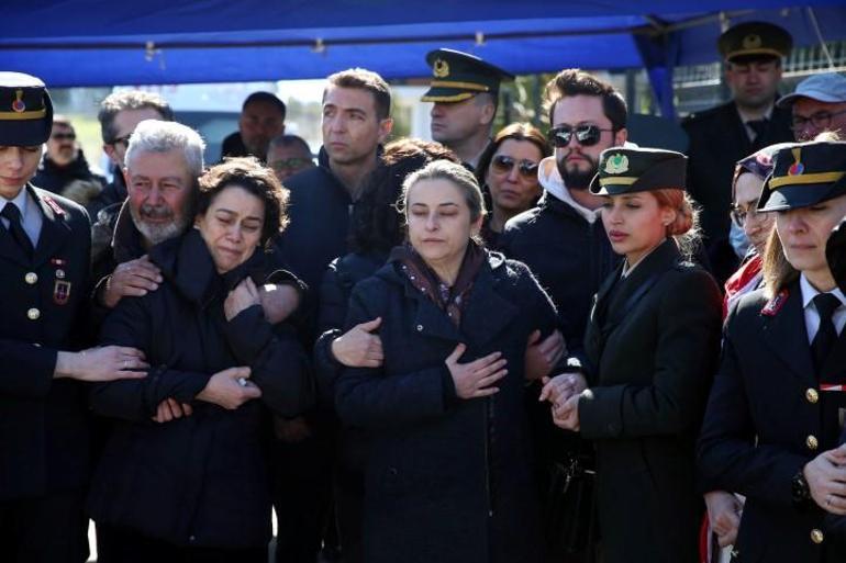 AyParay's tweet photo. #8MartDünyaKadınlarGünü https://t.co/P0F3bUD36V