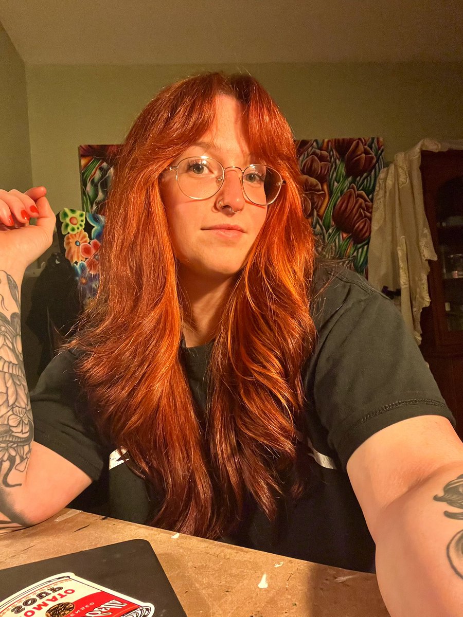 ash 🍒 tweet media