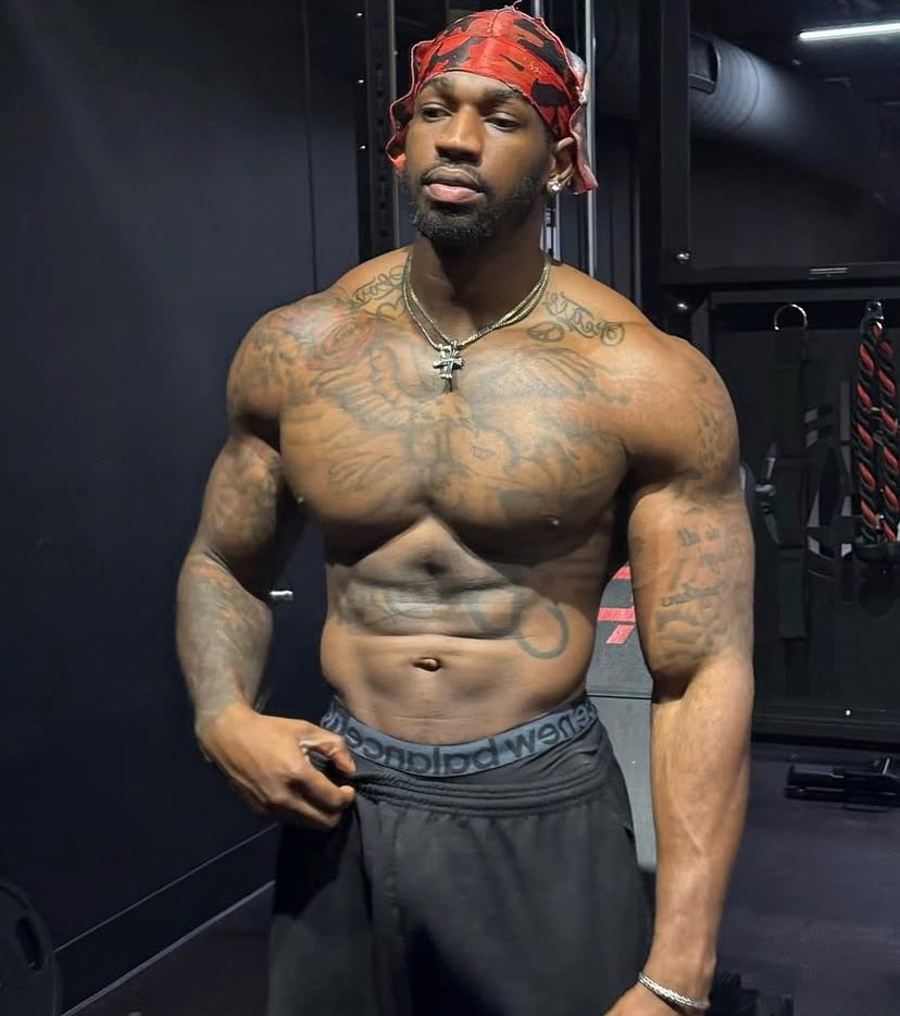 ᴅᴀ ʙɪɢ ᴍᴀɴ