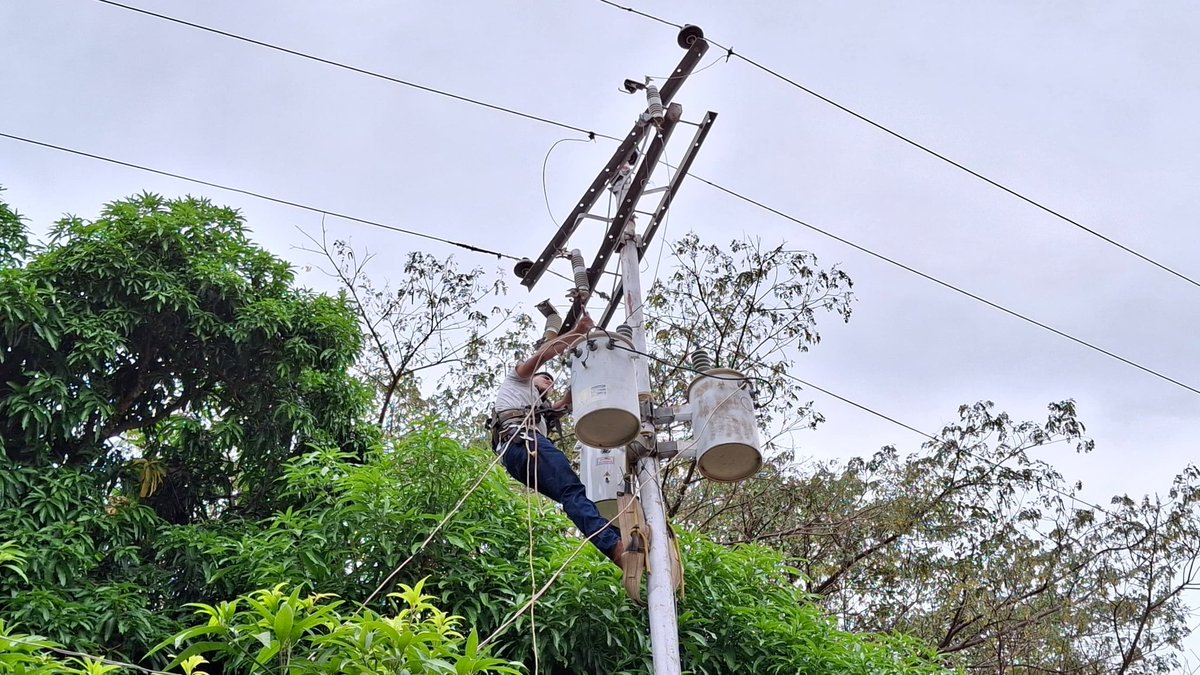 ¡Buenas noticias! 🎉 Comunidad de Tuira celebra la restauración de su acueducto. 💧 Más de 230 familias beneficiadas tras 9 años de espera. ¡Un logro colectivo gracias al poder popular y al gobierno! #Tuira #AguaPotable #DesarrolloComunitario