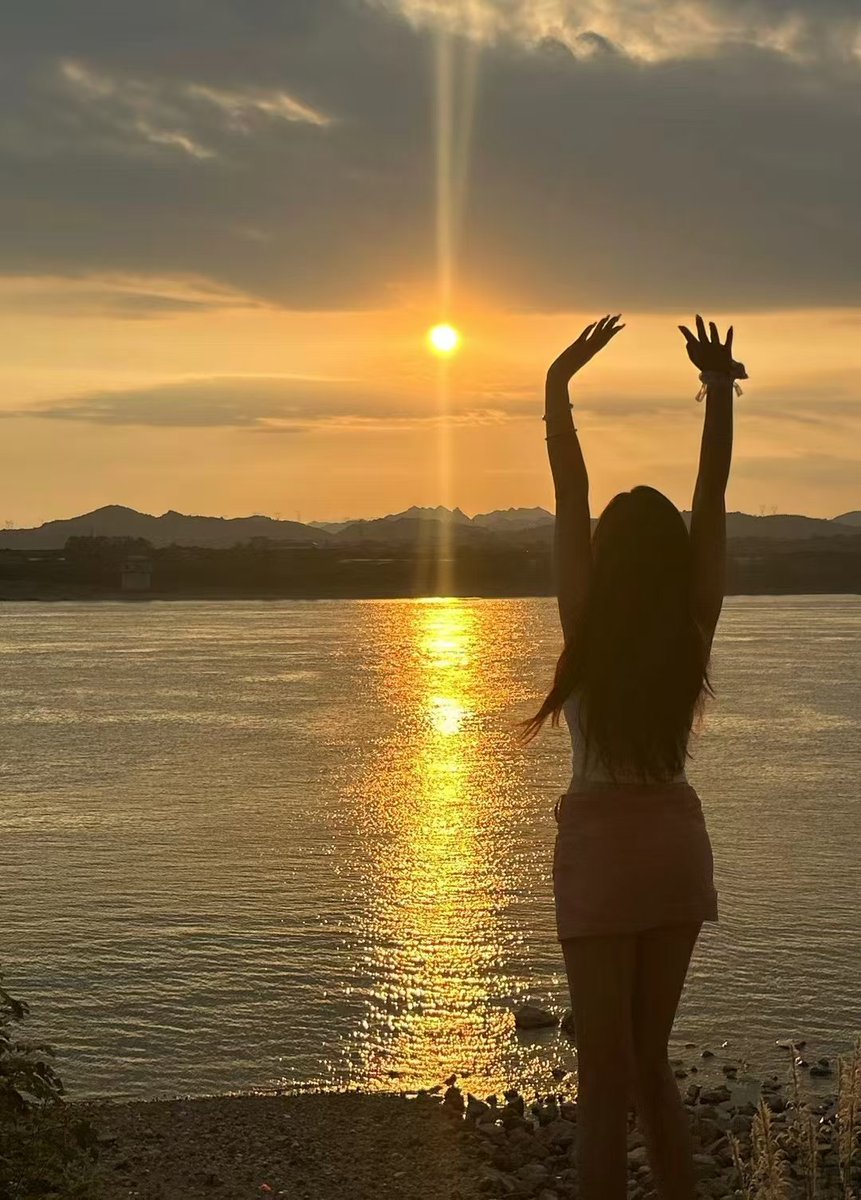 爱吃豌豆 tweet media