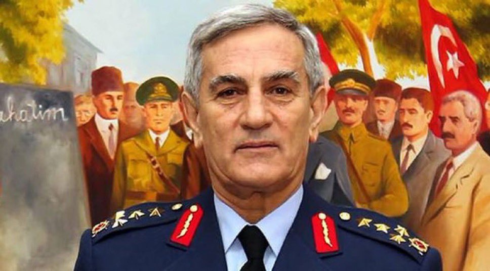 hmtklkn's tweet photo. İsrail’in Şam’a girme ihtimali ve muhtemel bir Türkiye-İsrail çatışmasının konuşulduğu günler, tek bir şeyi hatırlatır.

"Bir gün vatan haini ilan edilirsem, bilin ki TSK’yı Suriye'ye sokacaklar."  

Hain kim? Kahraman kim? 
Gerçekler bazen acılarla anlaşılır. https://t.co/IHVGCCpYwj