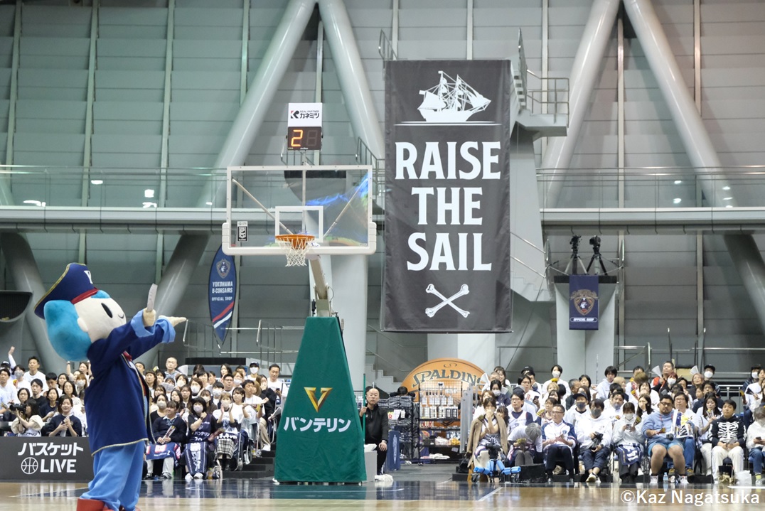 Basketball_mgz's tweet photo. ＿＿＿＿＿＿＿＿＿＿
 　🏀記事公開！✍
￣￣￣￣￣￣￣￣￣￣
◆リポート◆
横浜ビー・コルセアーズ

今回は、横浜ビー・コルセアーズにスポットをあてました。河村勇輝選手退団後、全員で戦う集団へと変貌を遂げつつあるチームの“今”をスポーツライターの永塚和志さん（@kaznagatsuka）に追っていただきました｡
▶https://t.co/N7F7xLyATf

#横浜ビー・コルセアーズ  
#Bリーグ