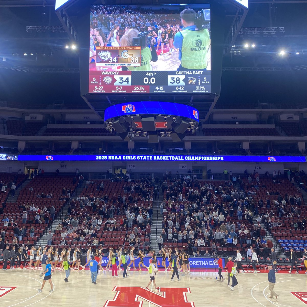 I believe that we just won! 🖤💛🏀🎉