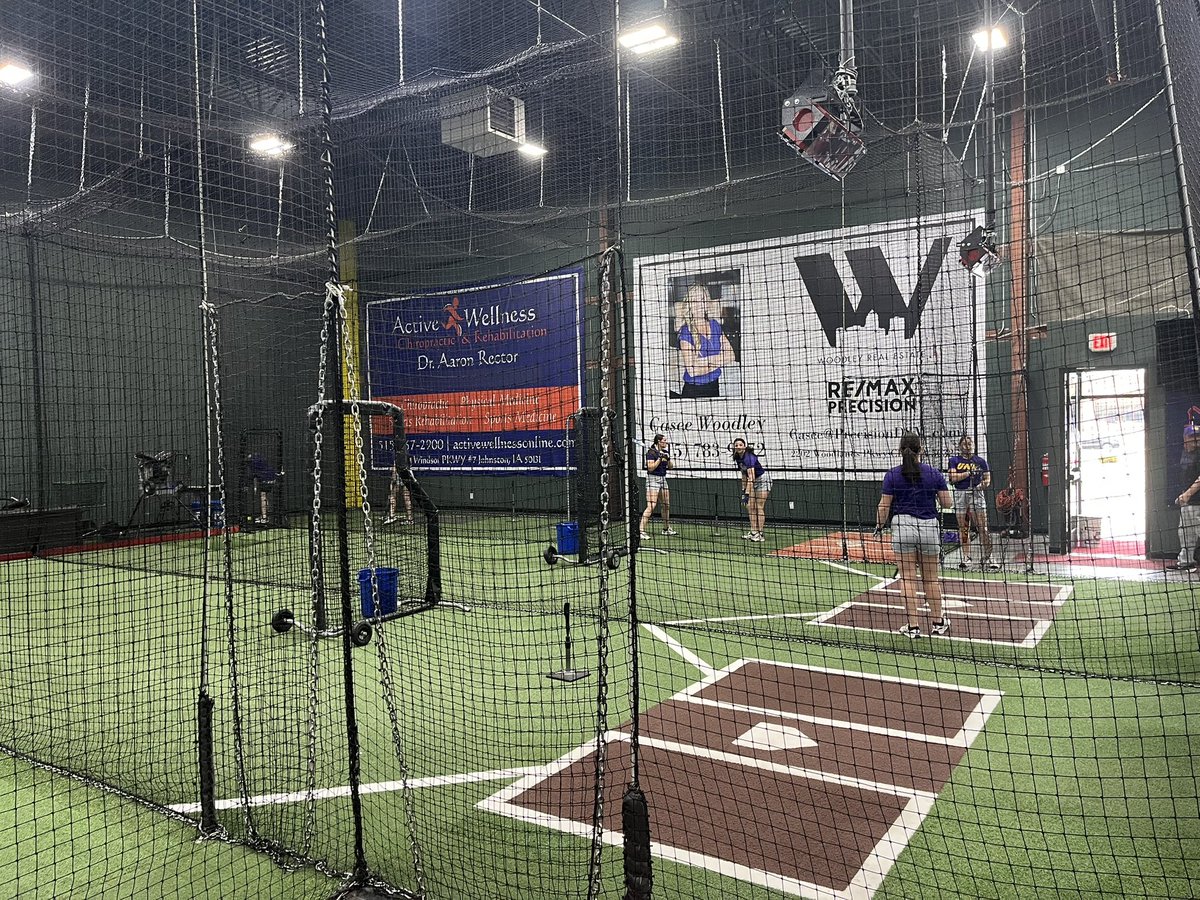 Diamond Sports Academy (@diamondsportsac) on Twitter photo Good luck this weekend <a href="/UNISoftball/">UNI Softball</a> in Lincoln. Great to have you guys <a href="/DiamondSportsAc/">Diamond Sports Academy</a> today. Good luck this weekend <a href="/UNISoftball/">UNI Softball</a> in Lincoln. Great to have you guys <a href="/DiamondSportsAc/">Diamond Sports Academy</a> today.