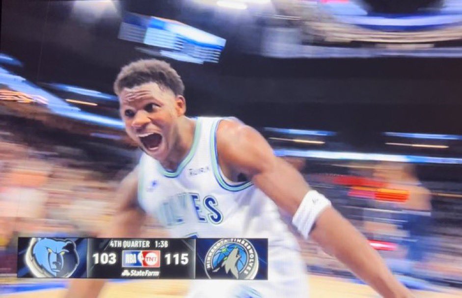 WWWWOLVES WIN!!!!

THAT’S FOUR IN A ROW