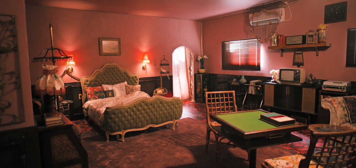 Vinyl House tweet media