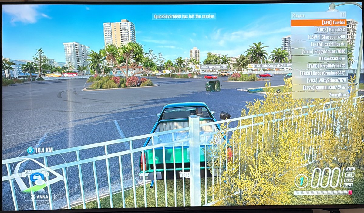 TurveyAngus's tweet photo. FH3 parking lot is still active 
#forza #forzahorizon #fh3 #forzahorizon4 #forzahorizon3 #forzahorizon6 #forzahorizon5 https://t.co/SeXkXP7pLN