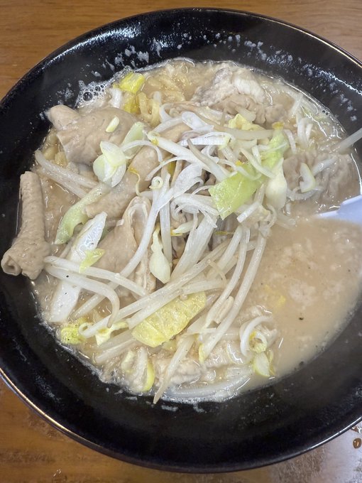 くらえぃ!モツラー!
モツラーや、モツラー‥ 