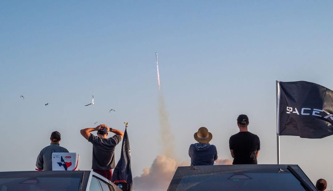 CybertruckFamily tweet media