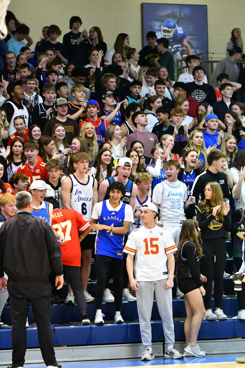 Doug Walker (@photoninja13) on Twitter photo I expect this kind of support tomorrow for <a href="/LadyBluesBB/">WR Girl's Basketball</a> from <a href="/wrhsleaders/">WRHS Spirit Leaders</a> I expect this kind of support tomorrow for <a href="/LadyBluesBB/">WR Girl's Basketball</a> from <a href="/wrhsleaders/">WRHS Spirit Leaders</a>