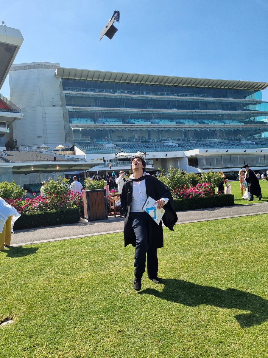 Gradumacationated ✅

Best three years of my life. Wouldn’t be here without your support ❤️

GD carried me through the dull, tedious parts of the study journey, so thank you <a href="/RobTopGames/">RobTop Games</a> and all of you spamming in the live chat. I saw yall 😚

Let’s see where we go from here :)