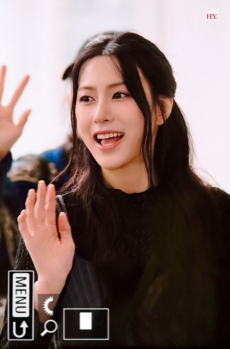 250308 홍콩 공항 출국 Preview

<a href="/Apinkohy/">오하영</a> 오늘도 예뻐 ☺️ 다음에 또 봐❤️

#Apink #에이핑크 #Hayoung #하영