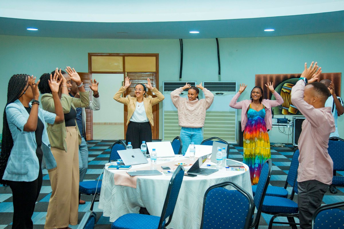 klabrw's tweet photo. The #DSEProgram Inception Workshop was a game-changer! We learned about:

1. Gender Balance &amp; Safeguarding Inclusion
2. M&amp;E Roadmap
&amp; more! Super informative sessions, ready for implementation!
#GenderBalance #Safeguarding #StartupGrowth  #Innovation #kLabers #Techpreneurs https://t.co/cl0HmgmJgO